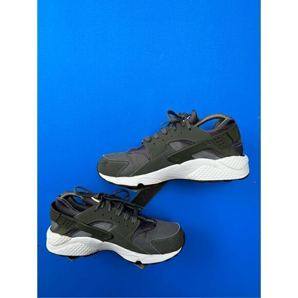 Nike Air Huarache green/white DD318429-037 Men's Size 8.5 - Picture 1 of 6